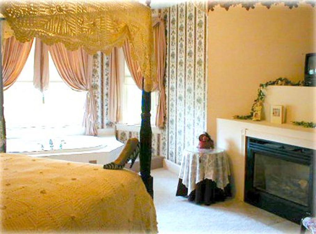 Inn At Norwood Sykesville Buitenkant foto